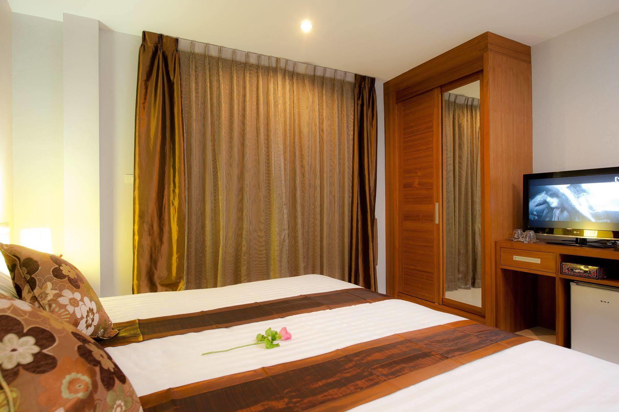 Rama Kata Beach Hotel Luaran gambar