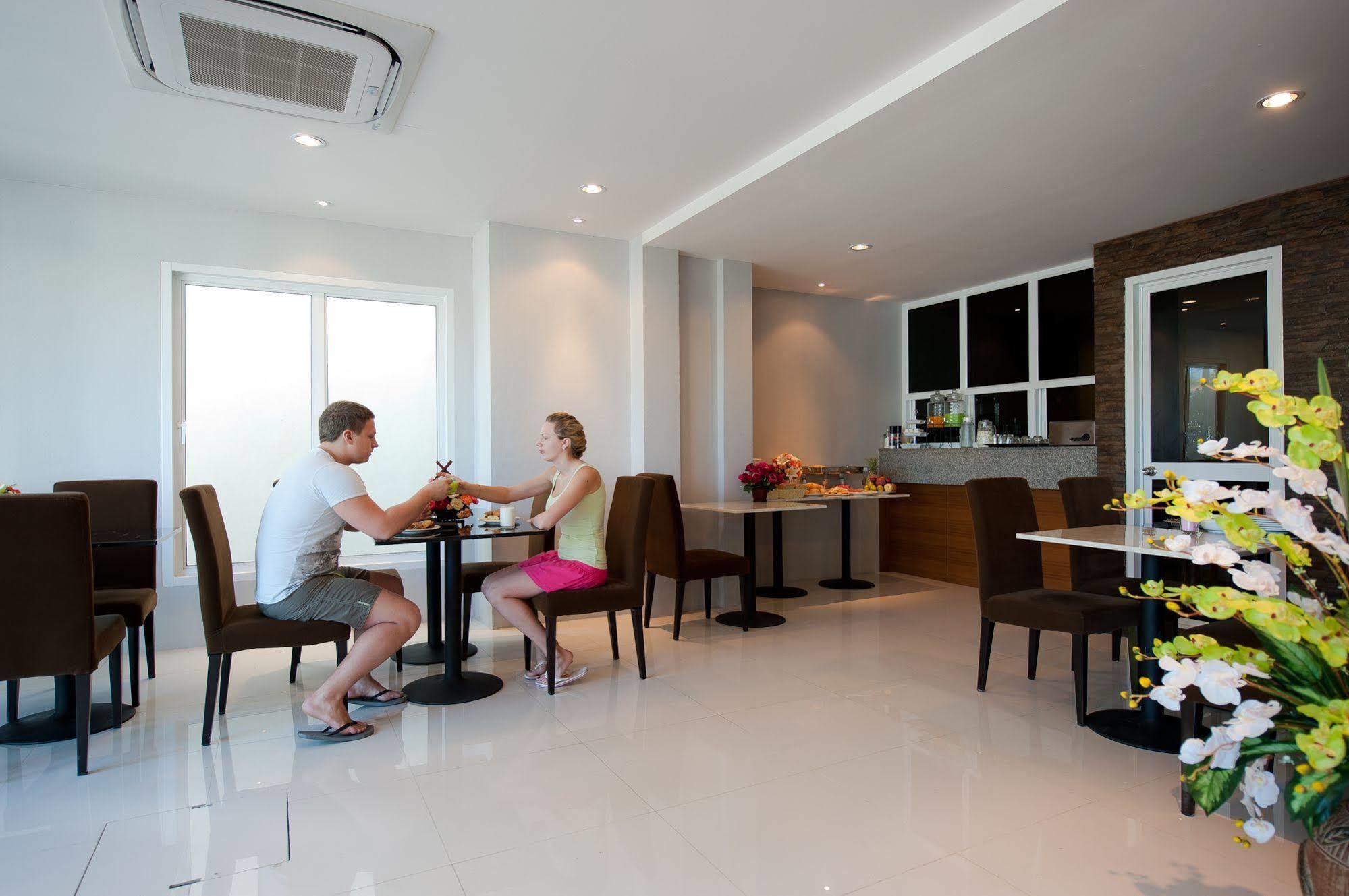 Rama Kata Beach Hotel Luaran gambar